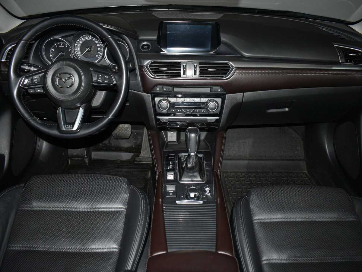 Купить Mazda 6 с пробегом. Фото: #11