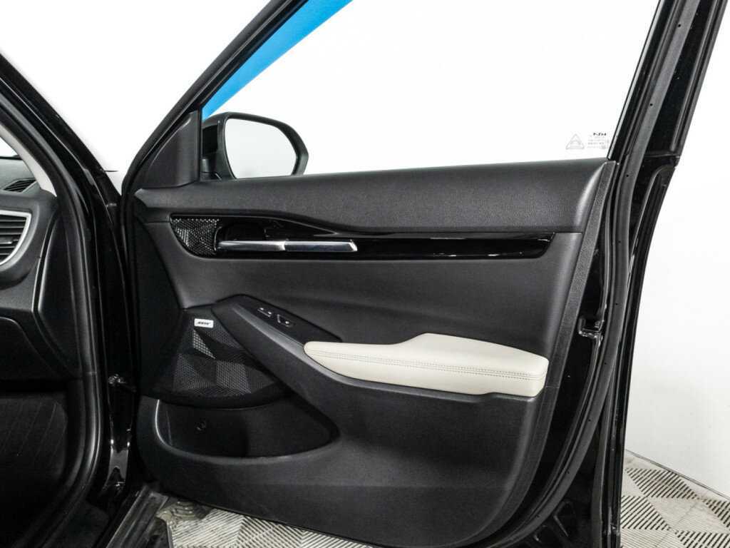 Купить Kia Seltos с пробегом. Фото: #22