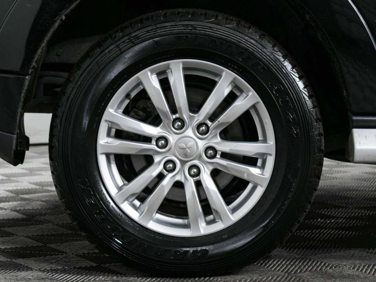 Купить Mitsubishi Pajero с пробегом. Фото: #15