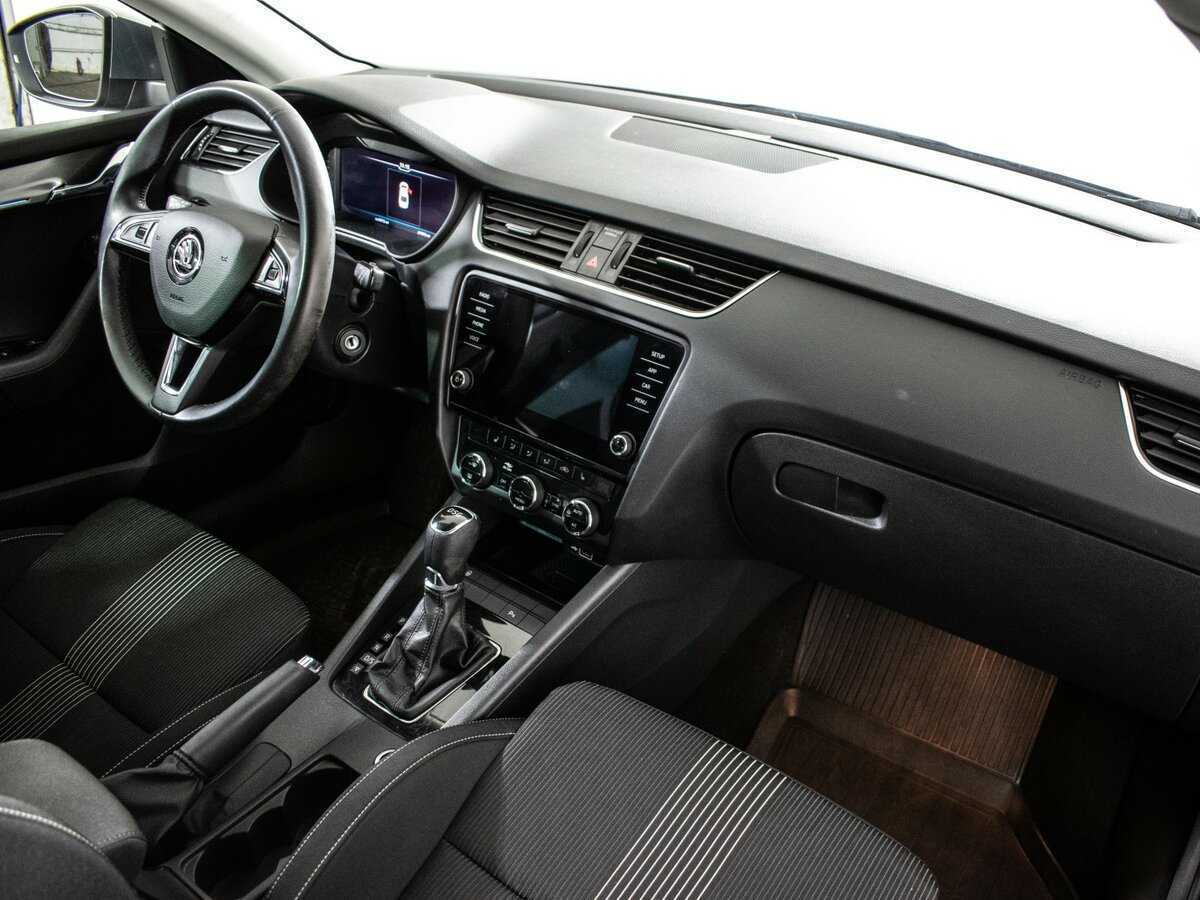 Купить Skoda Octavia с пробегом. Фото: #4
