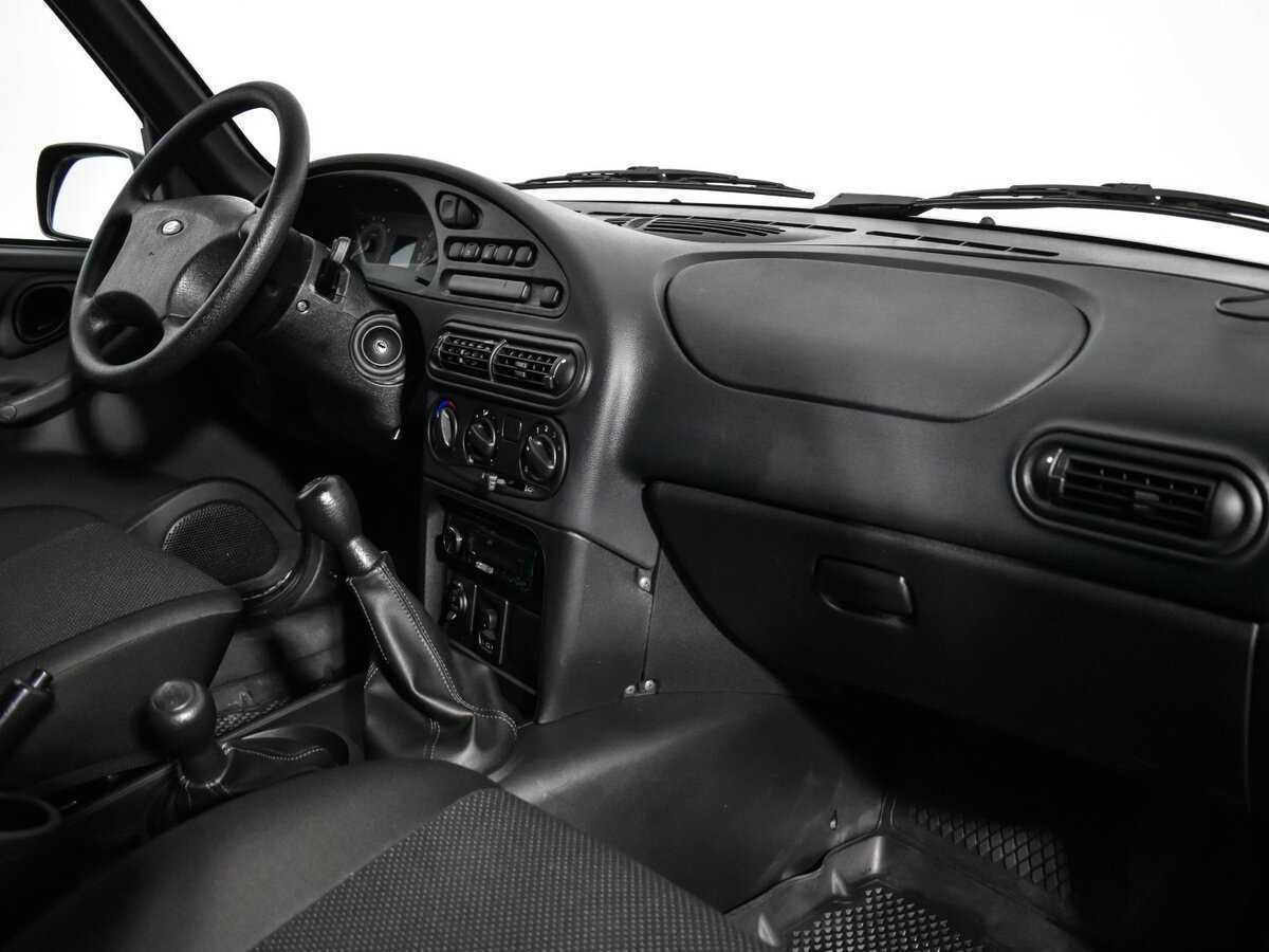 Купить Lada (ВАЗ) Niva с пробегом. Фото: #8