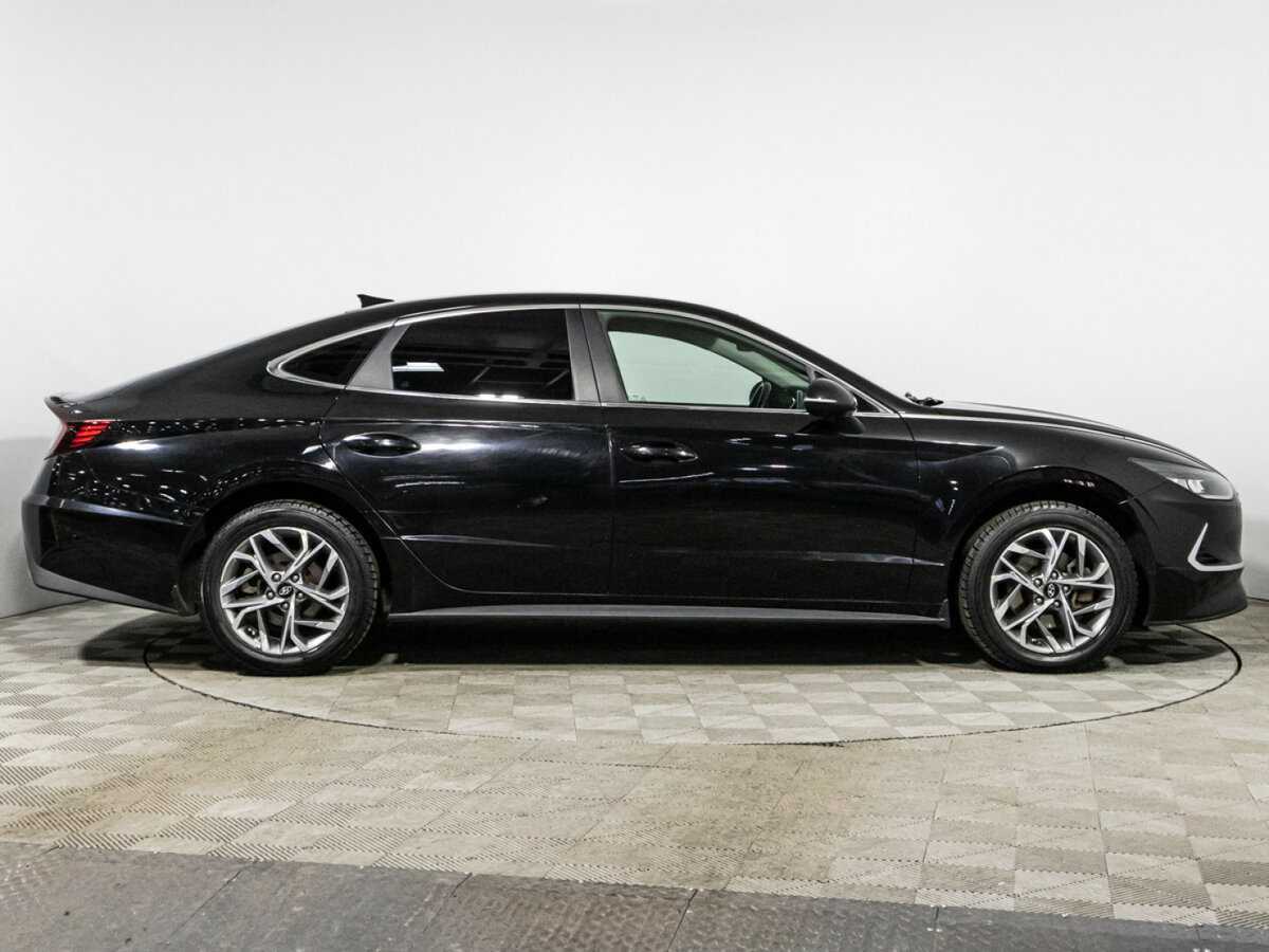 Купить Hyundai Sonata с пробегом. Фото: #3