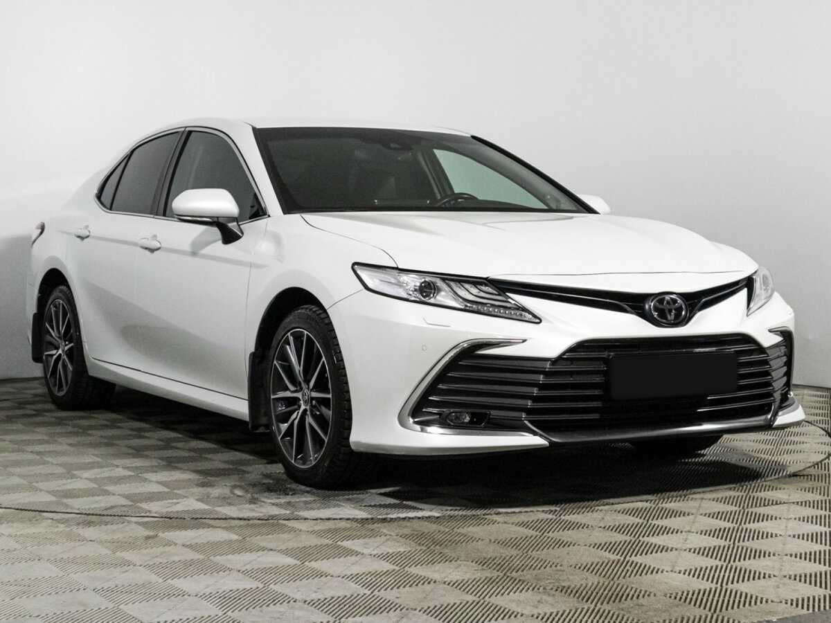 Купить Toyota Camry с пробегом. Фото: #2