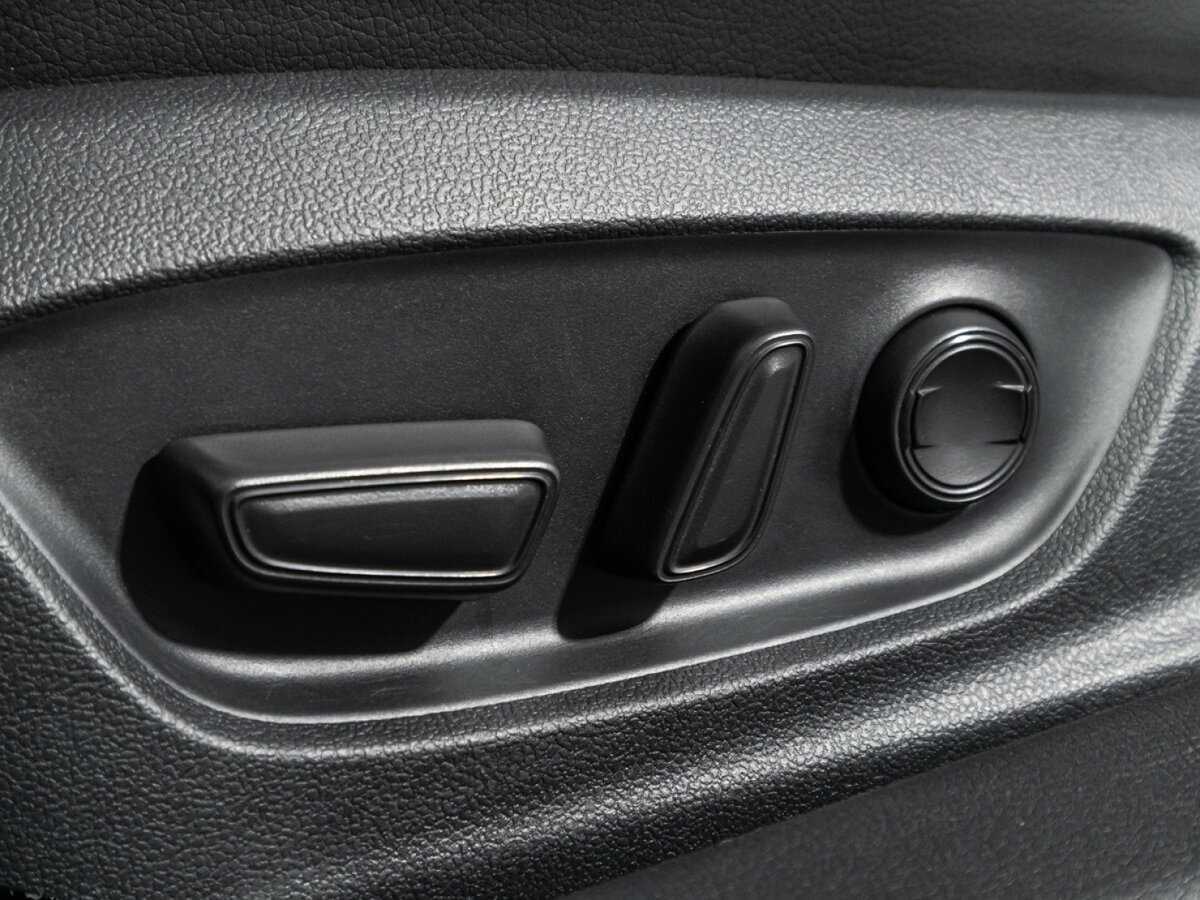 Купить Toyota Camry с пробегом. Фото: #13