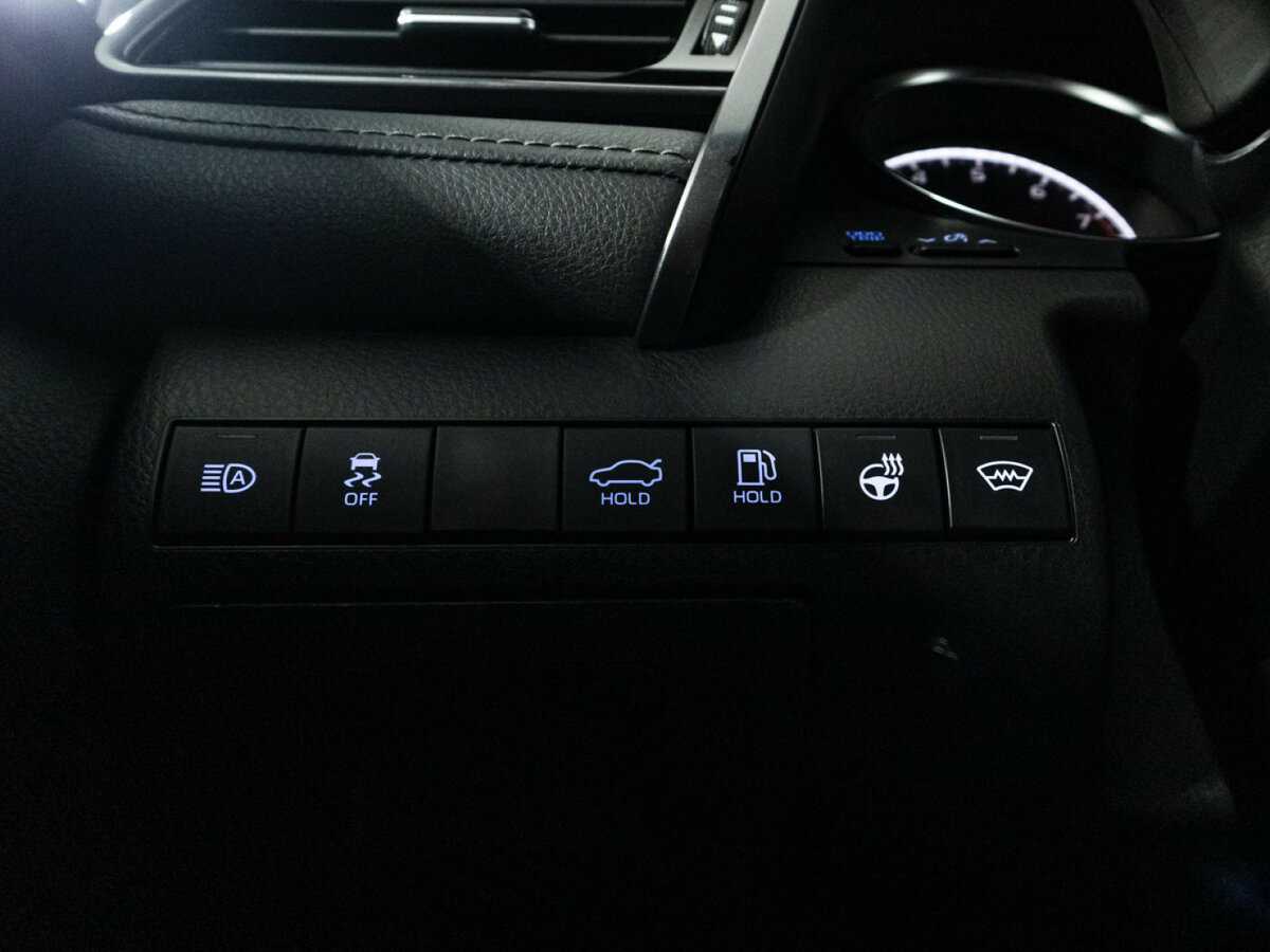 Купить Toyota Camry с пробегом. Фото: #17