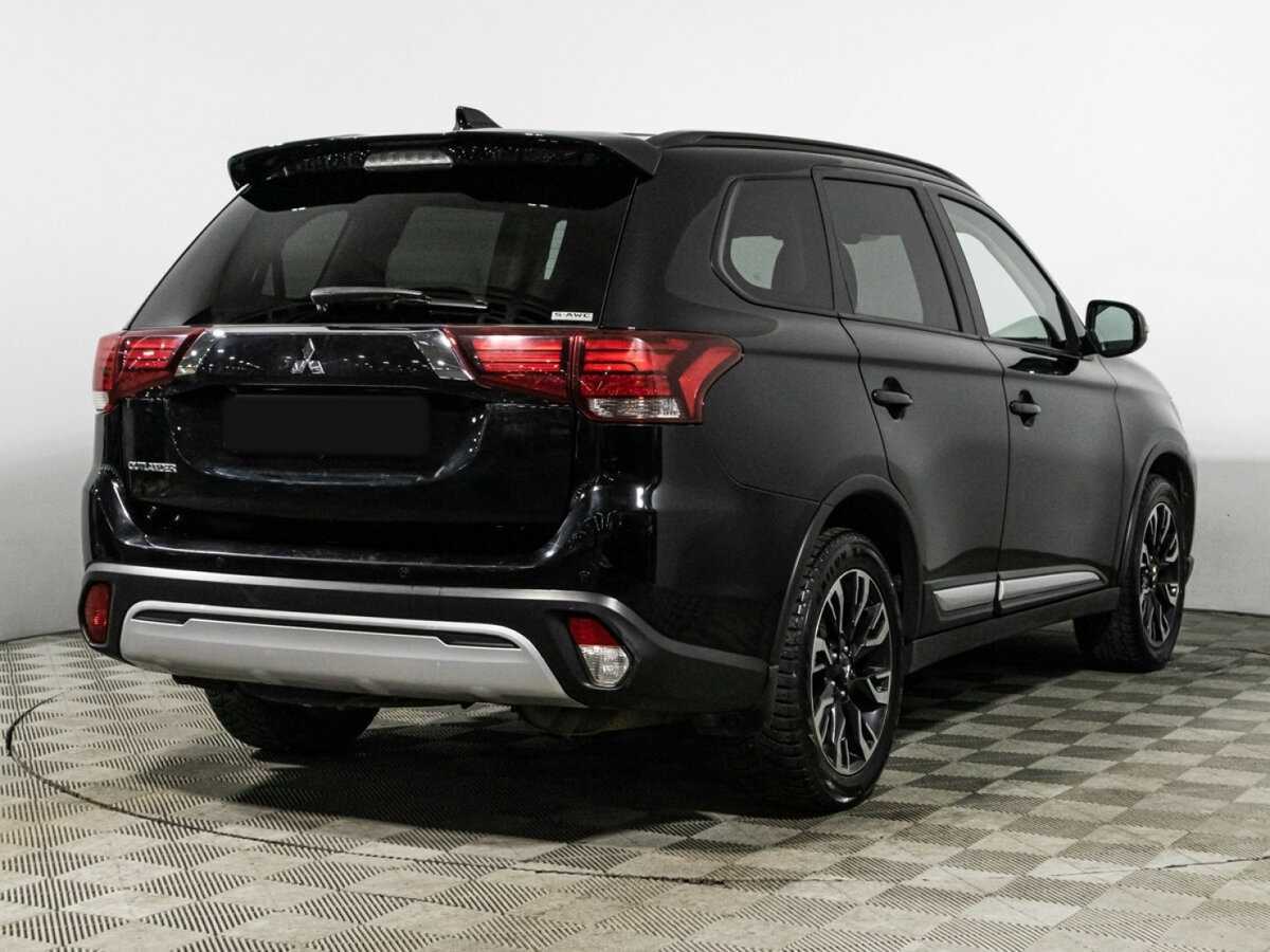Купить Mitsubishi Outlander с пробегом. Фото: #4