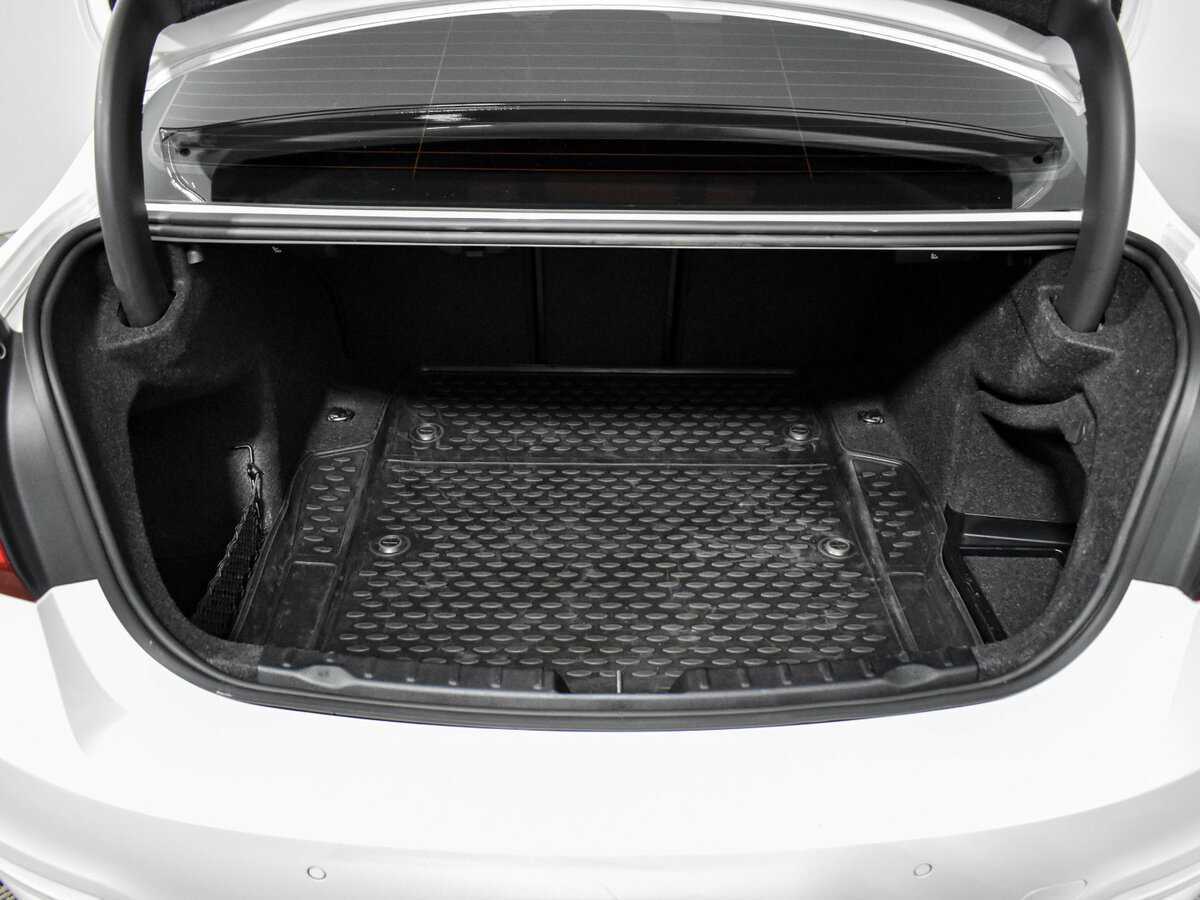 Купить BMW 3 серии с пробегом. Фото: #14