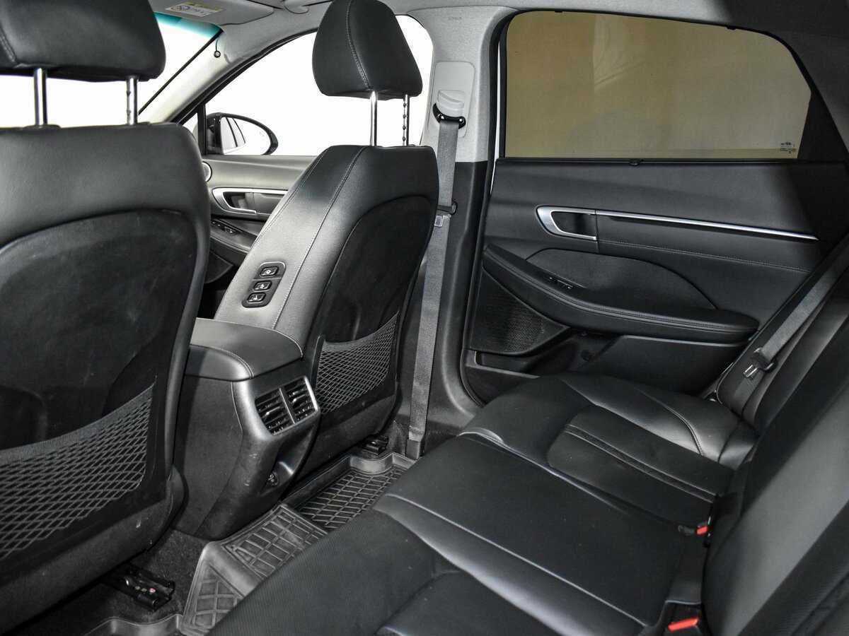 Купить Hyundai Sonata с пробегом. Фото: #8