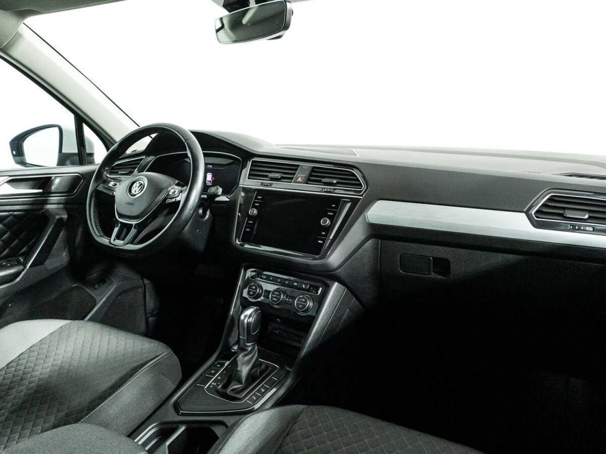 Купить Volkswagen Tiguan с пробегом. Фото: #7