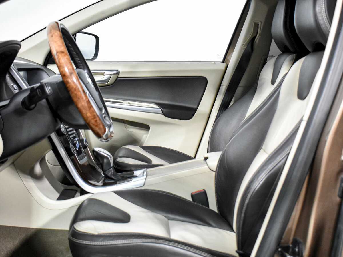 Продажа Б/У Вольво ИксЦ60. Фото: #9