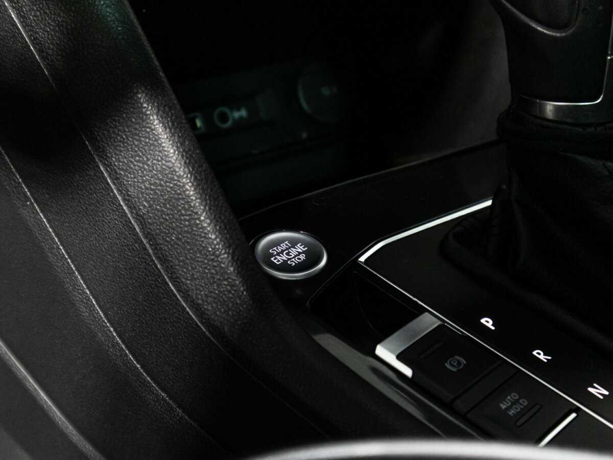 Купить Volkswagen Tiguan с пробегом. Фото: #17