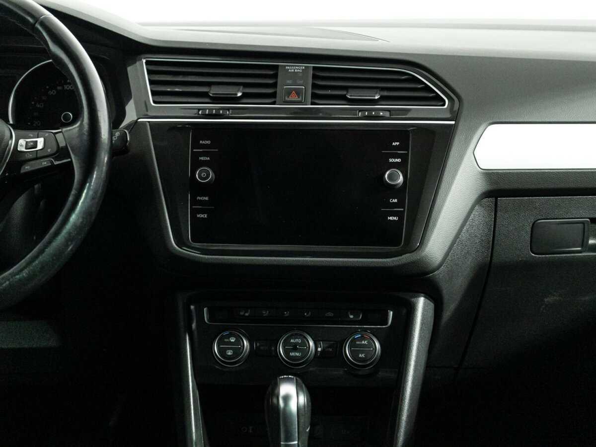 Купить Volkswagen Tiguan с пробегом. Фото: #13