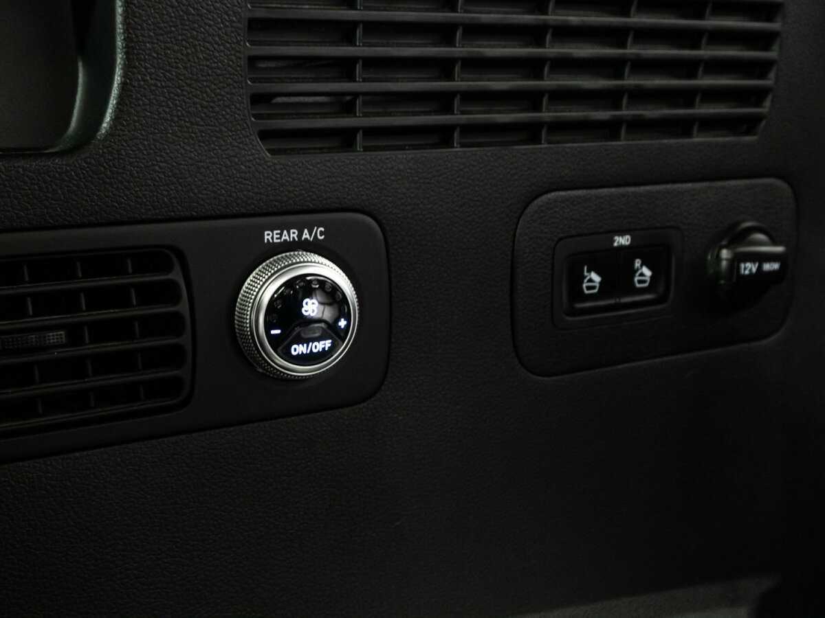 Купить Hyundai Santa Fe с пробегом. Фото: #16