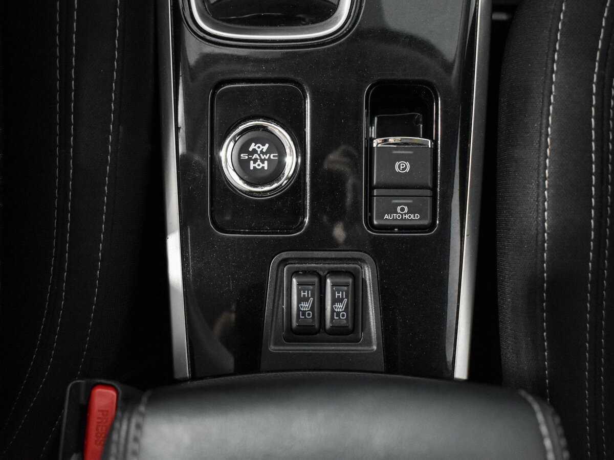 Купить Mitsubishi Outlander с пробегом. Фото: #8