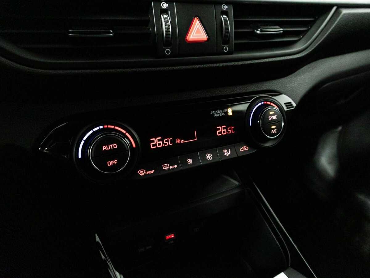 Купить Kia Cerato с пробегом. Фото: #20