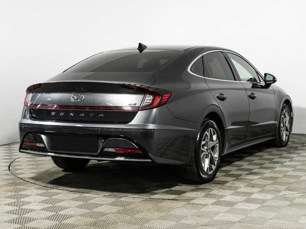 Купить Hyundai Sonata с пробегом. Фото: #4