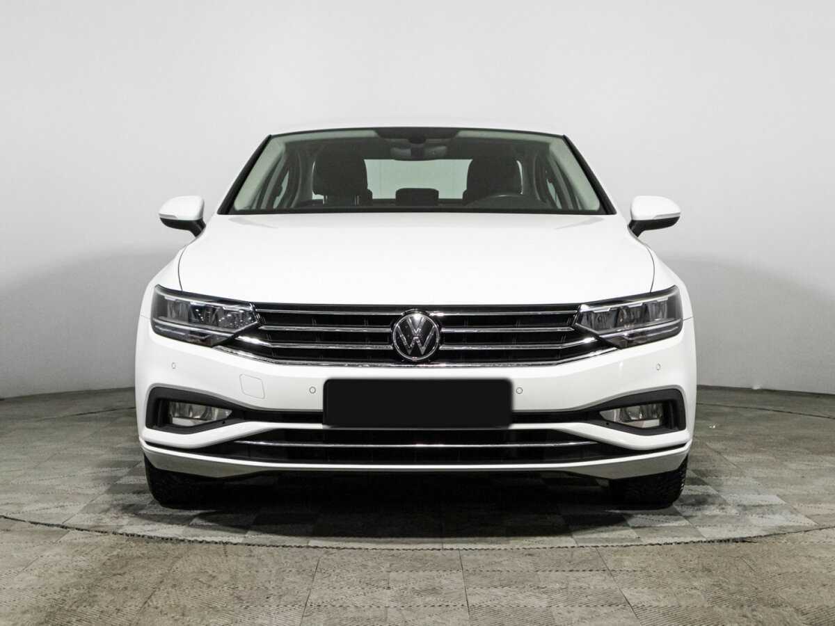 Купить Volkswagen Passat с пробегом. Фото: #1