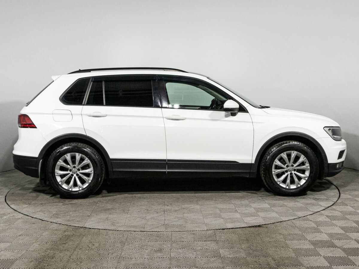 Купить Volkswagen Tiguan с пробегом. Фото: #3