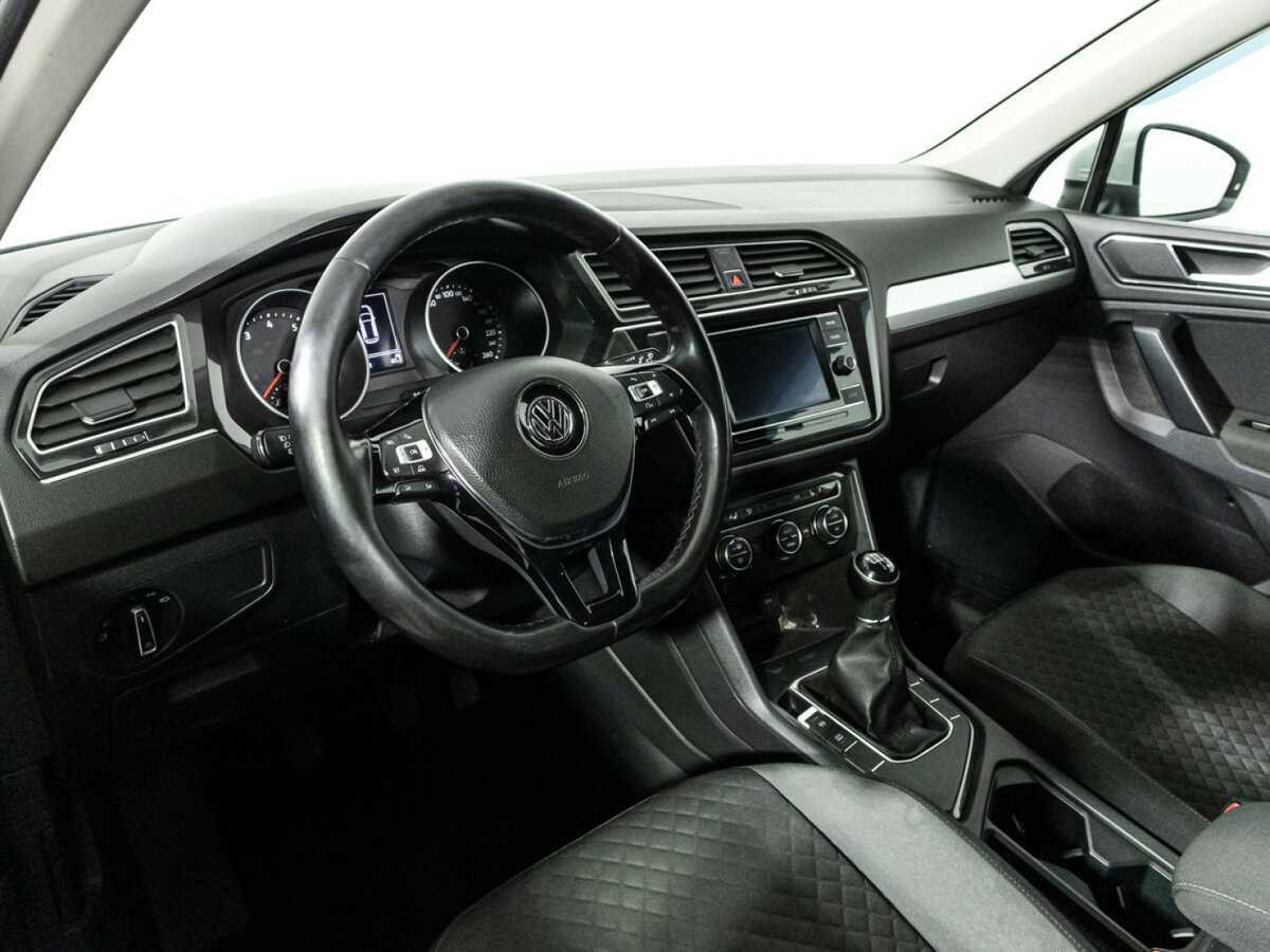 Купить Volkswagen Tiguan с пробегом. Фото: #10