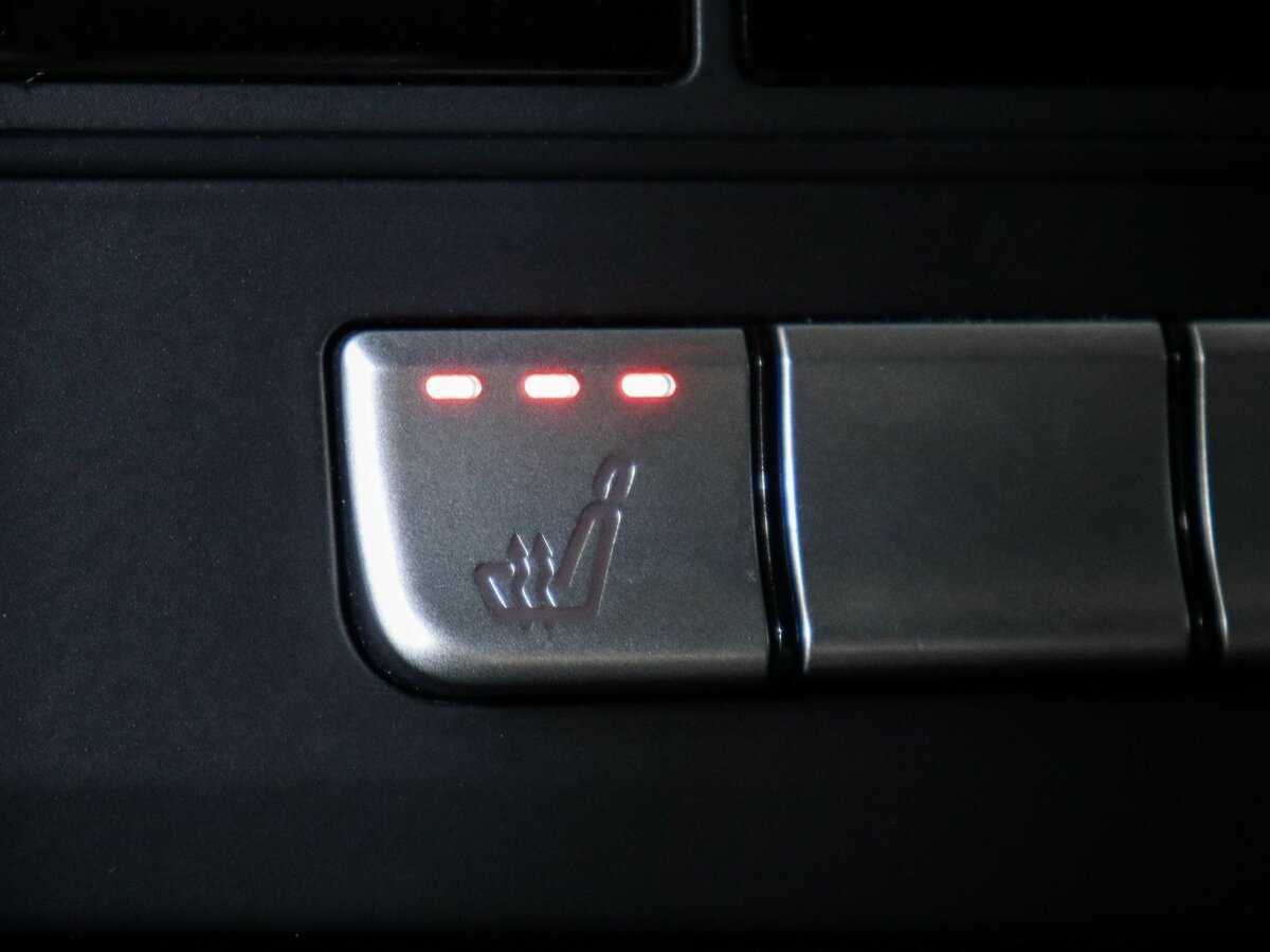 Купить Mercedes-Benz E-Класс с пробегом. Фото: #16