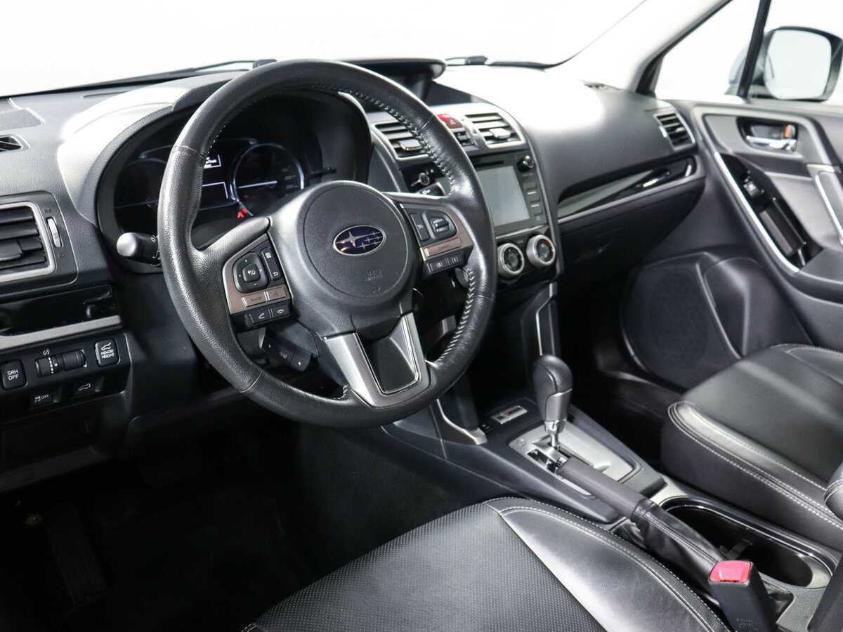 Купить Subaru Forester с пробегом. Фото: #10
