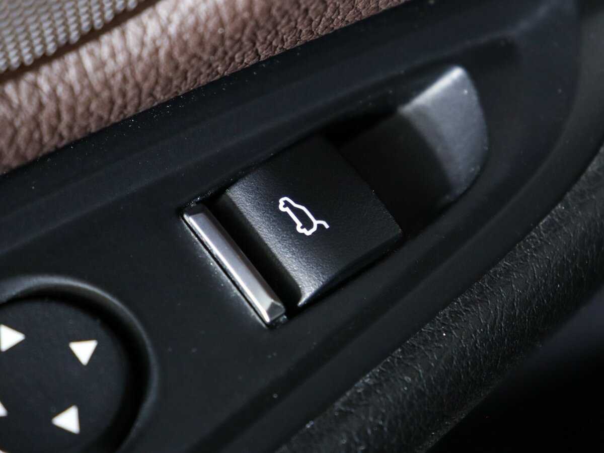 Купить BMW X5 с пробегом. Фото: #11