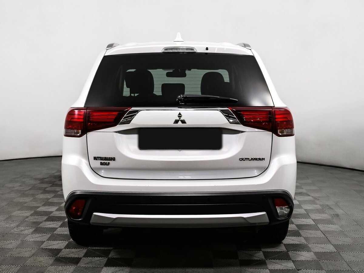 Купить Mitsubishi Outlander с пробегом. Фото: #5