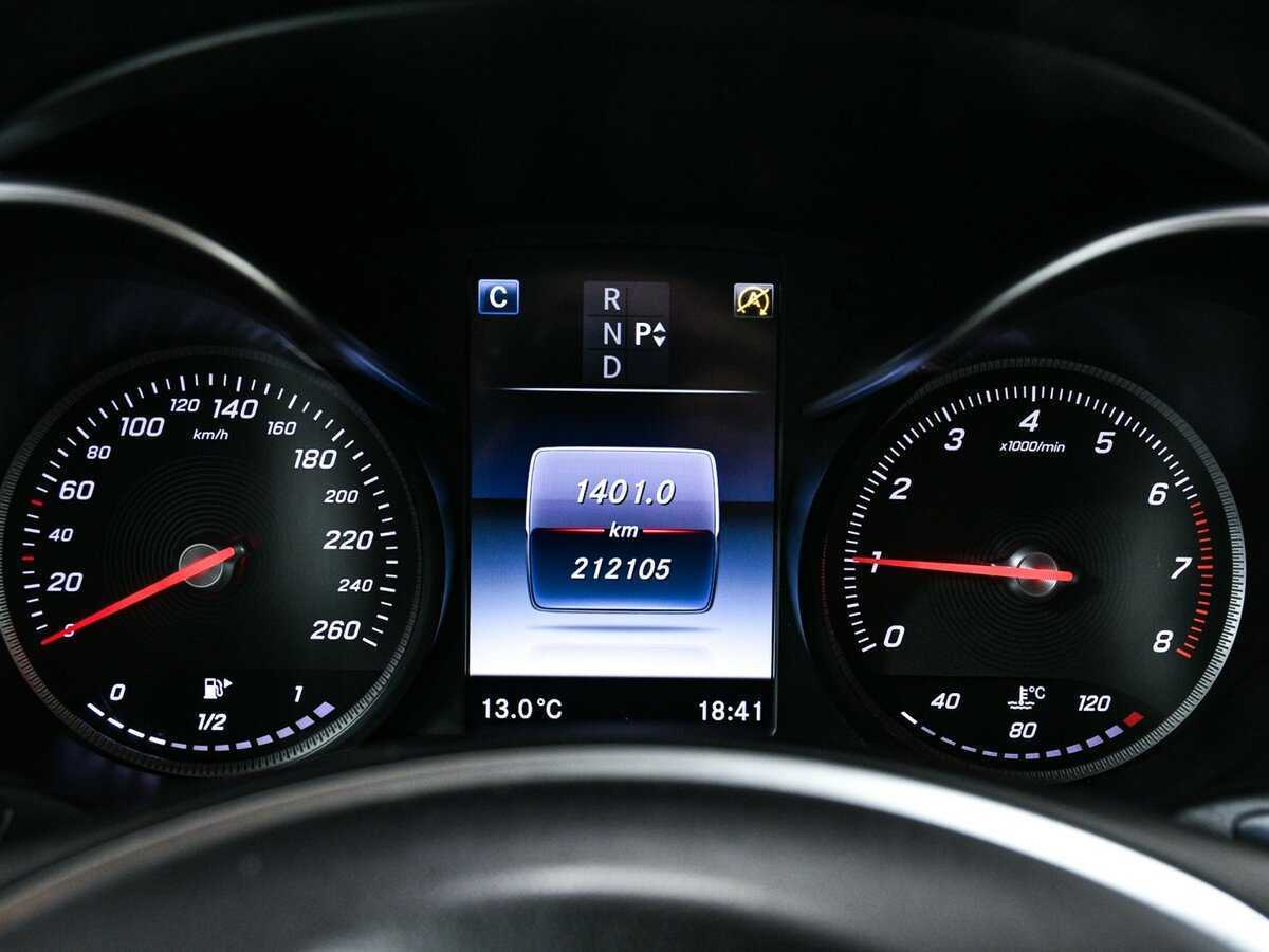 Купить Mercedes-Benz C-Класс с пробегом. Фото: #9