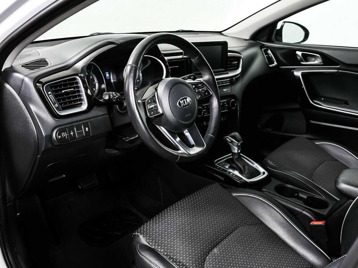 Купить Kia Ceed с пробегом. Фото: #11