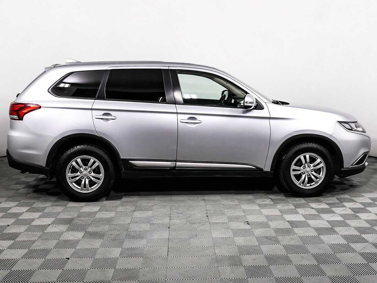 Купить Mitsubishi Outlander с пробегом. Фото: #3