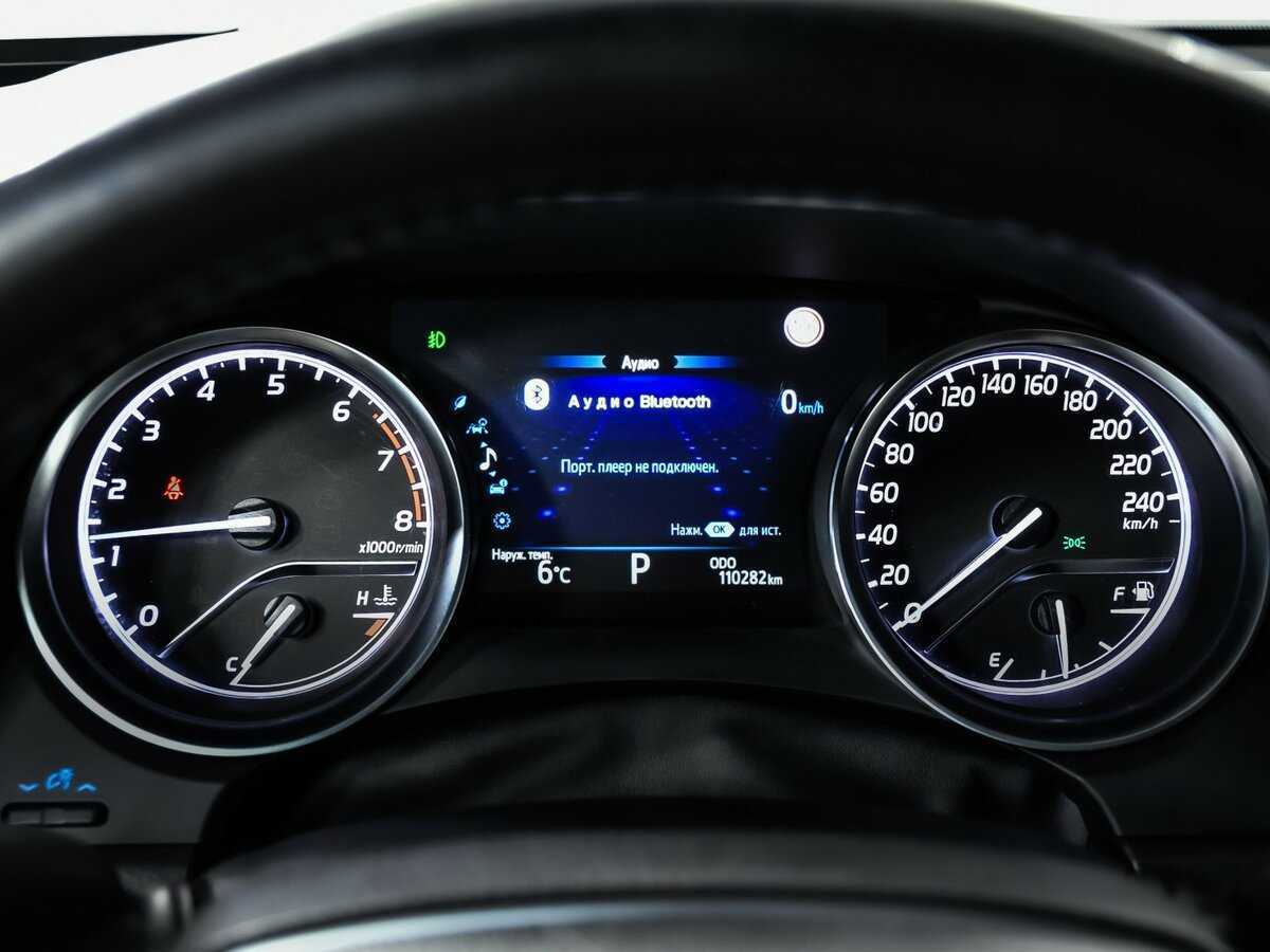 Купить Toyota Camry с пробегом. Фото: #9