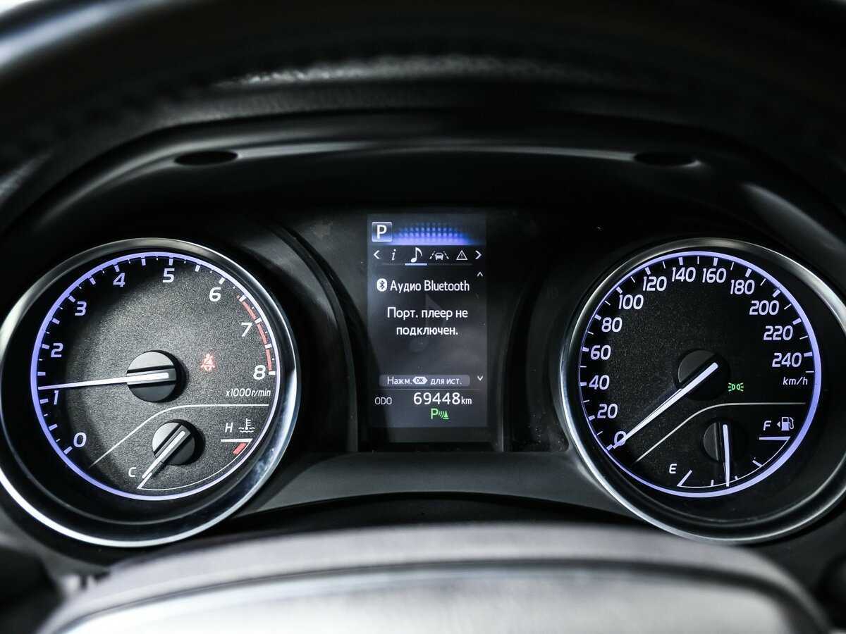 Купить Toyota Camry с пробегом. Фото: #9