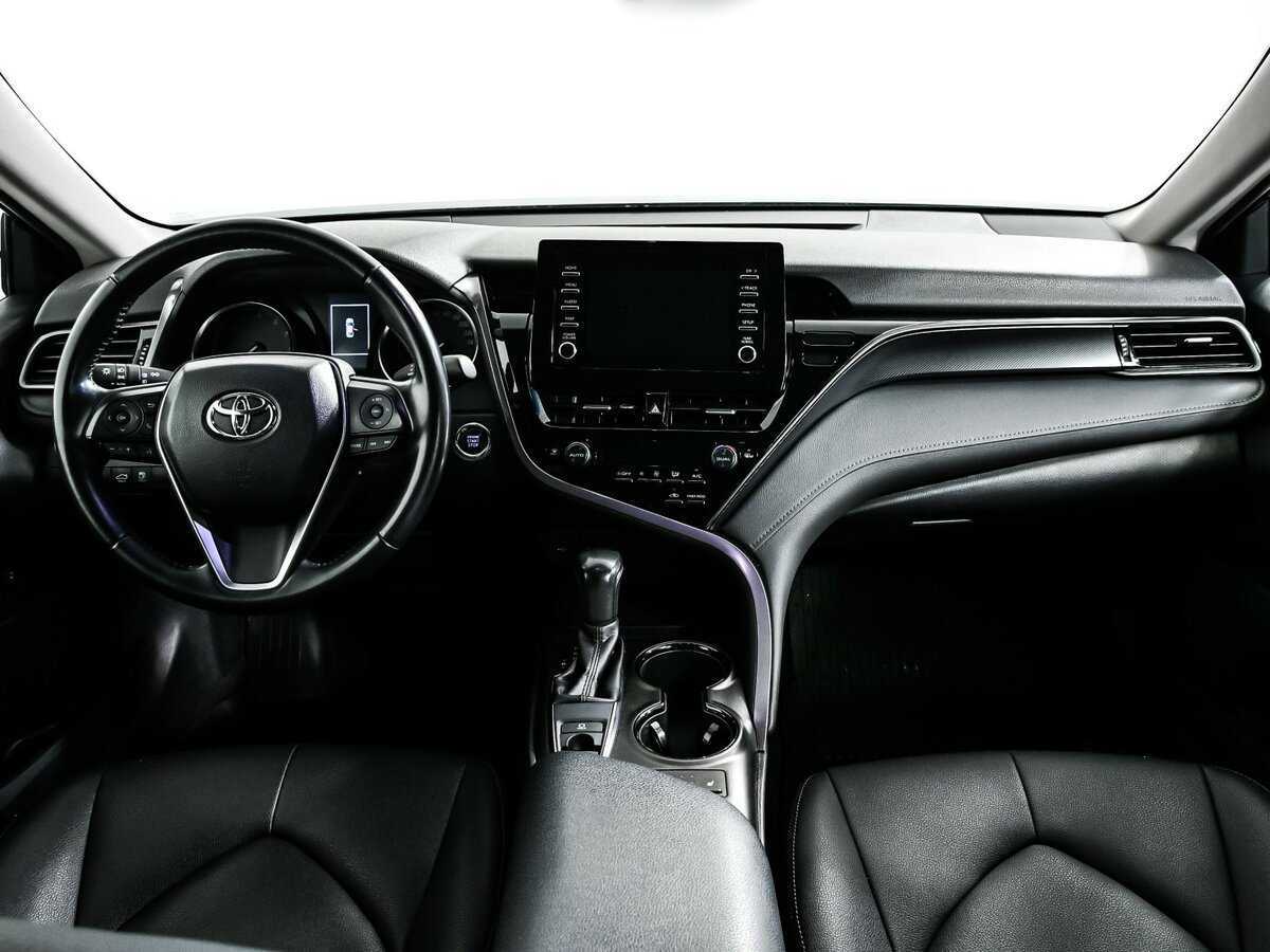 Купить Toyota Camry с пробегом. Фото: #10