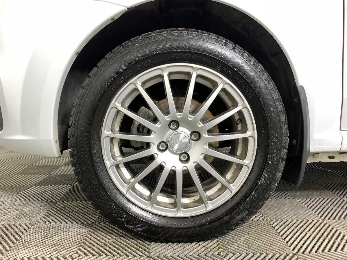 Купить Lada (ВАЗ) Largus с пробегом. Фото: #8