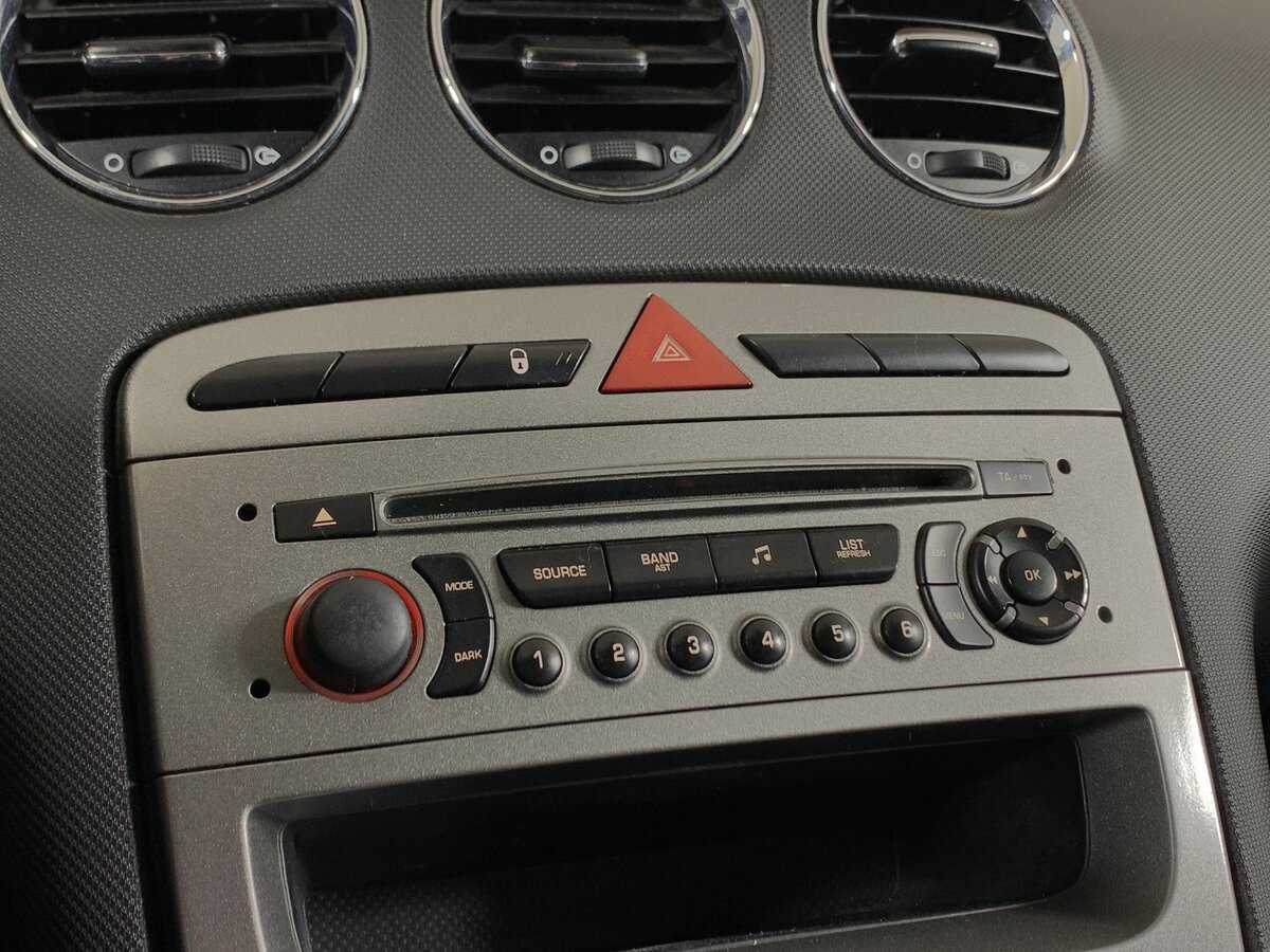 Продажа Б/У Пежо 308. Фото: #15