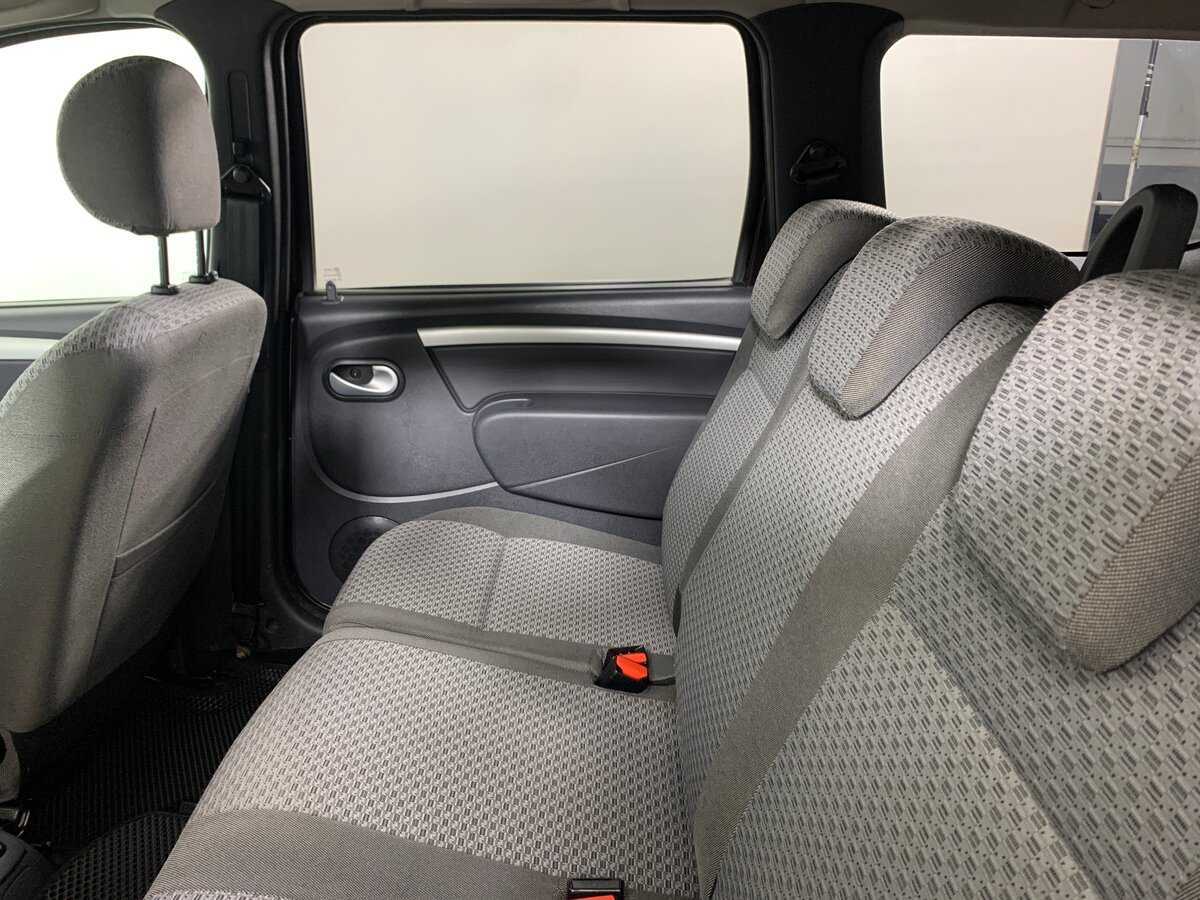 Продажа Б/У Лада (ВАЗ) Ларгус. Фото: #18