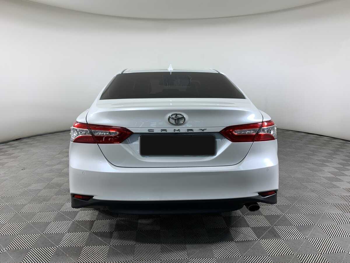 Купить Toyota Camry с пробегом. Фото: #5