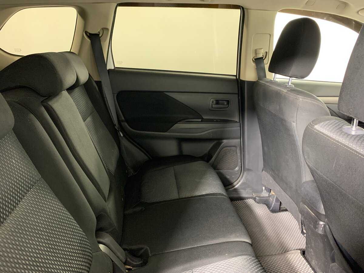 Продажа Б/У Митсубиши Оутлэндер. Фото: #17