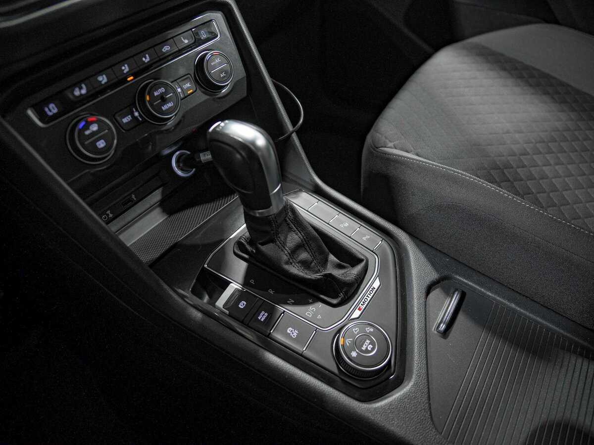 Купить Volkswagen Tiguan с пробегом. Фото: #10