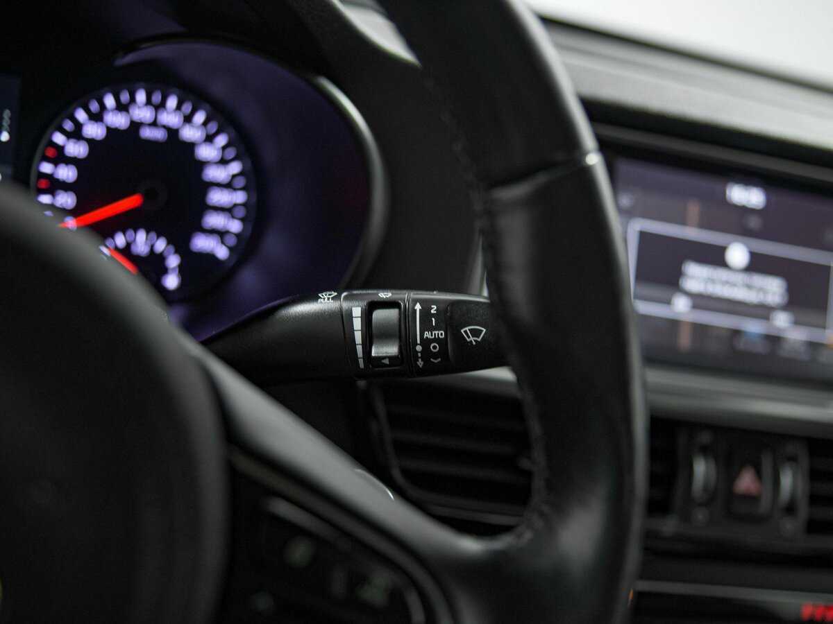 Купить Kia Optima с пробегом. Фото: #10