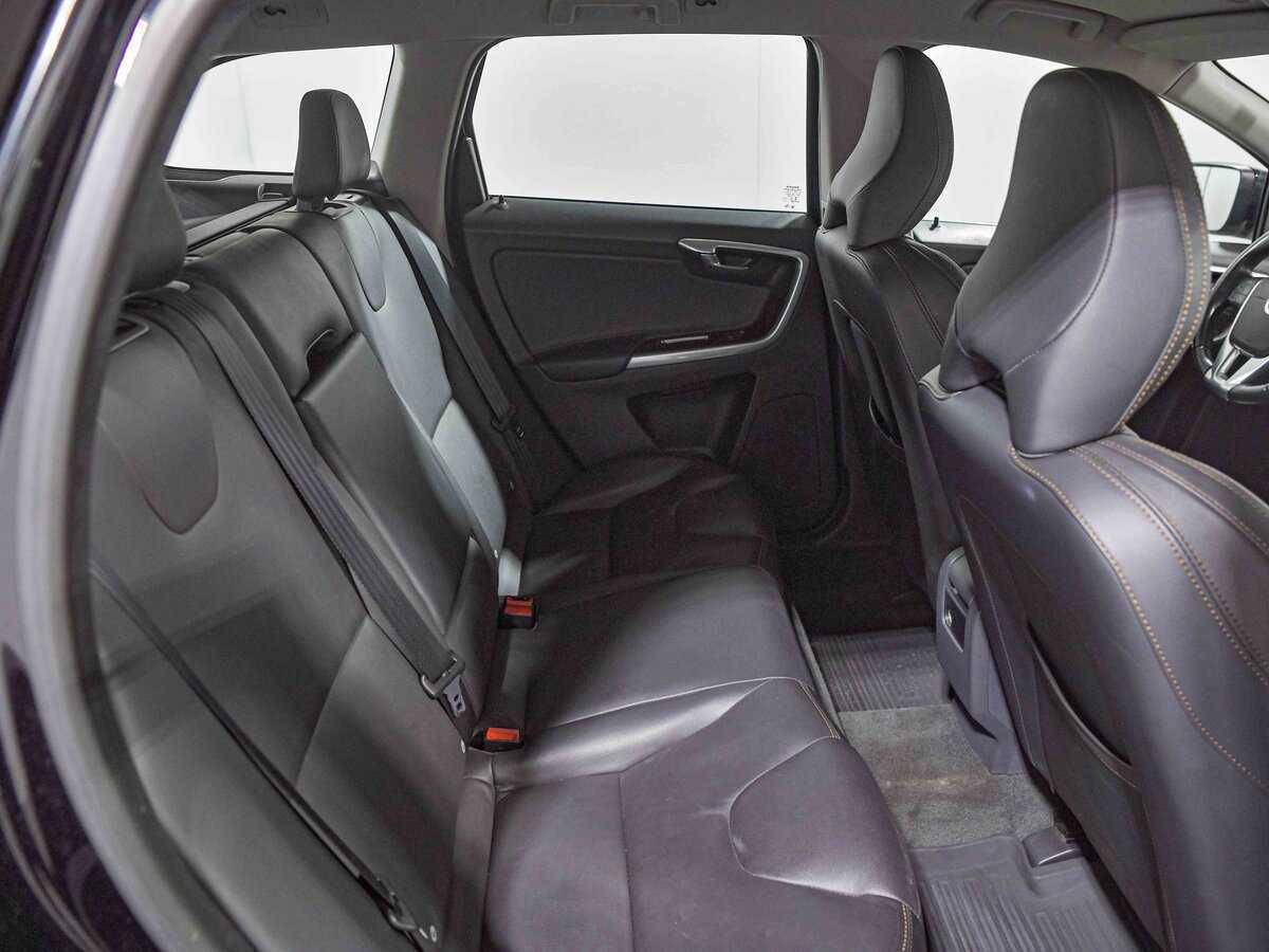 Купить Volvo XC60 с пробегом. Фото: #14