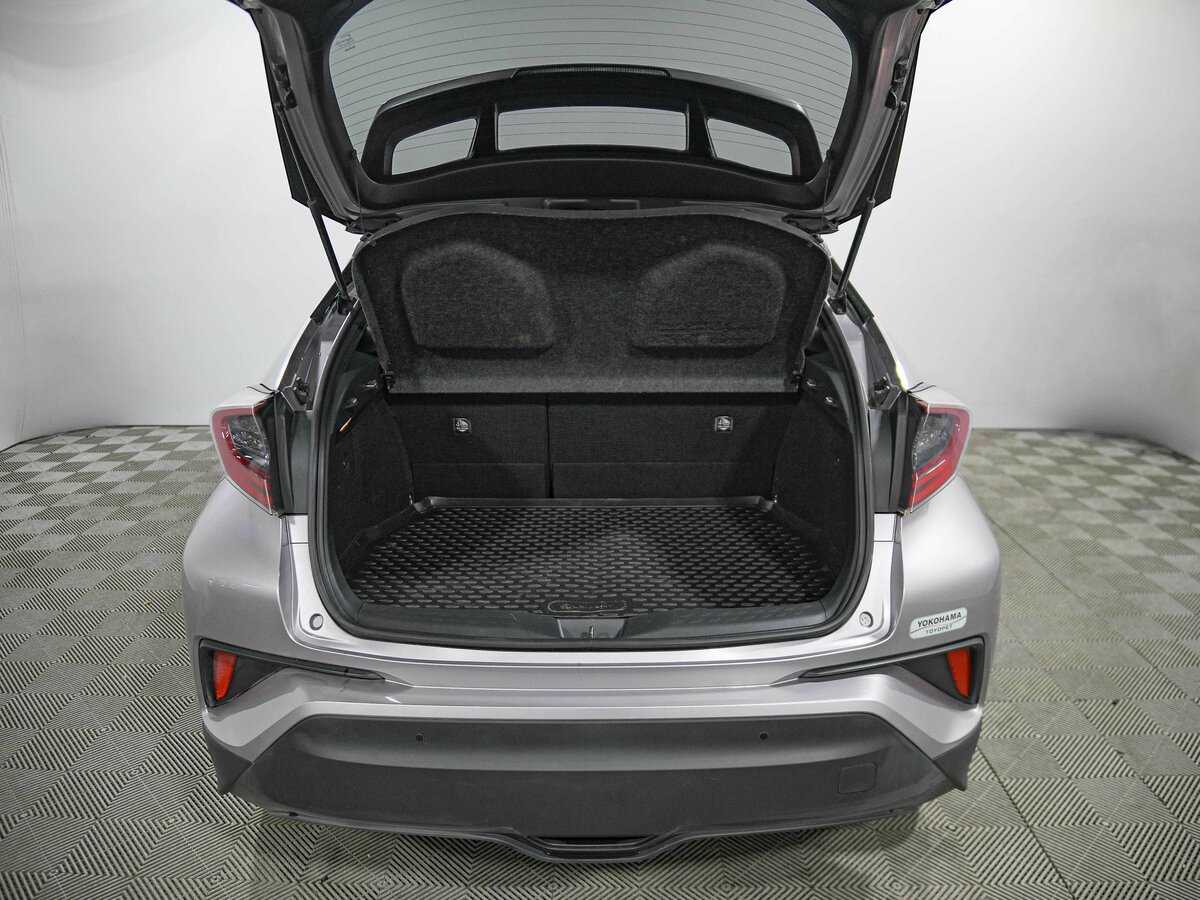 Купить Toyota C-HR с пробегом. Фото: #14