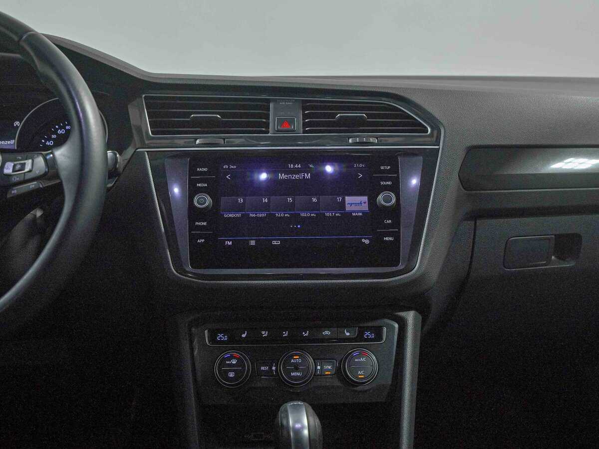 Купить Volkswagen Tiguan с пробегом. Фото: #8