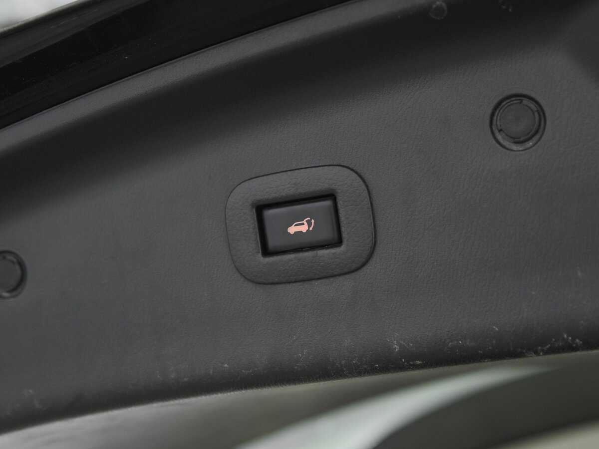 Купить Nissan Patrol с пробегом. Фото: #25