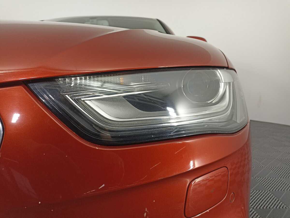Купить Audi A4 с пробегом. Фото: #13