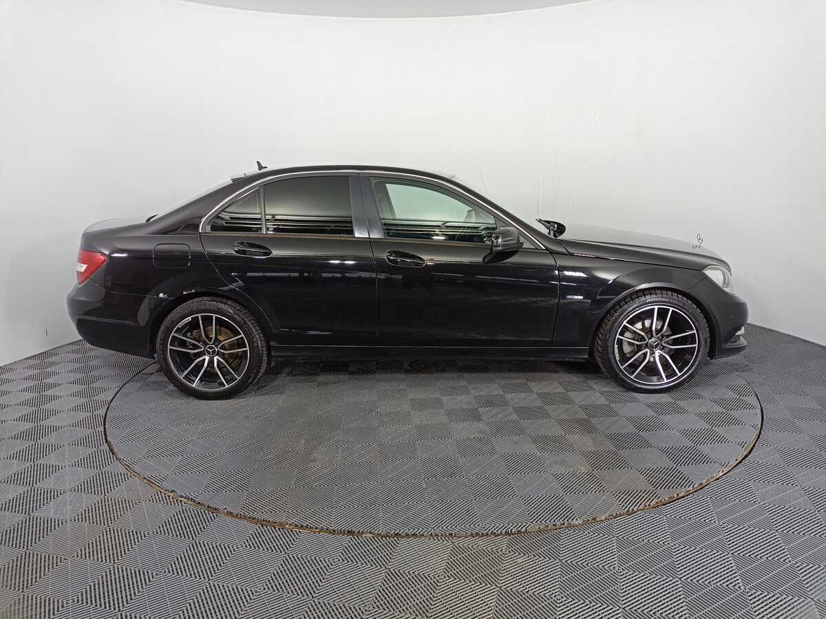 Купить Mercedes-Benz C-Класс с пробегом. Фото: #3