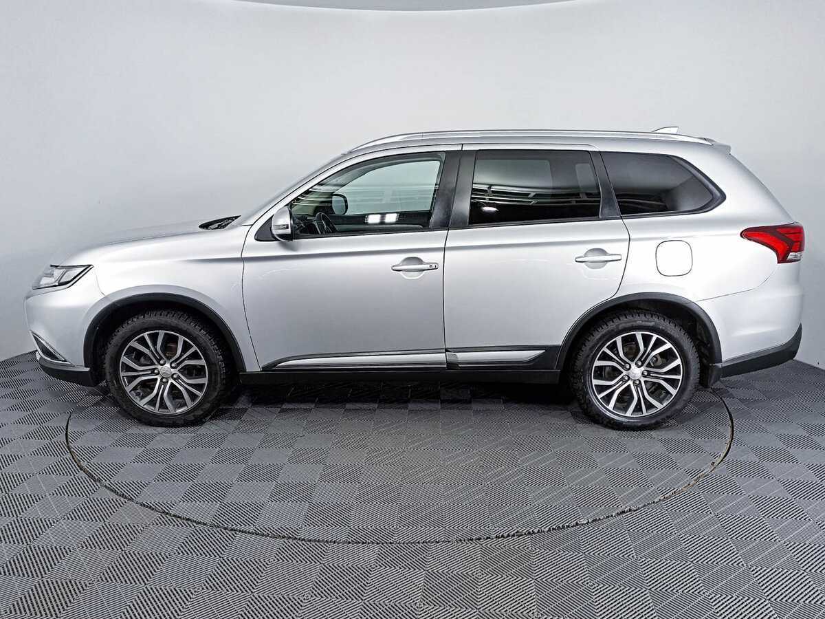 Купить Mitsubishi Outlander с пробегом. Фото: #7