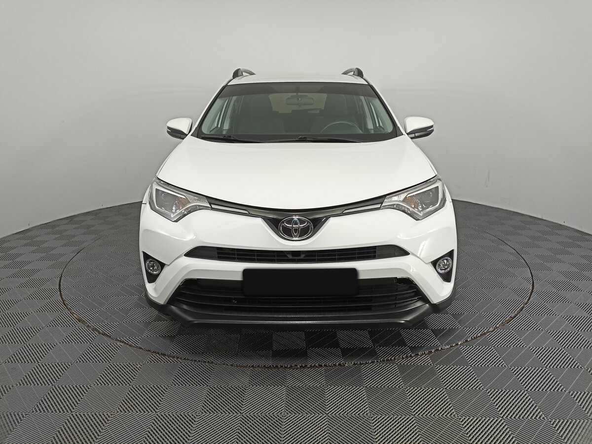 Купить Toyota RAV4 с пробегом. Фото: #1