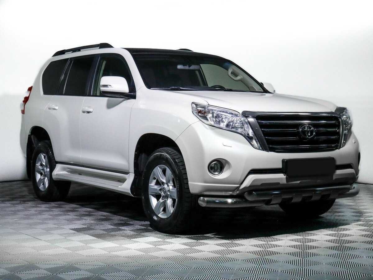 Купить Toyota Land Cruiser Prado с пробегом. Фото: #2