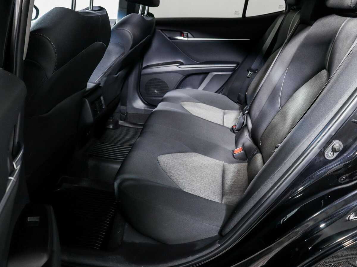 Купить Toyota Camry с пробегом. Фото: #6
